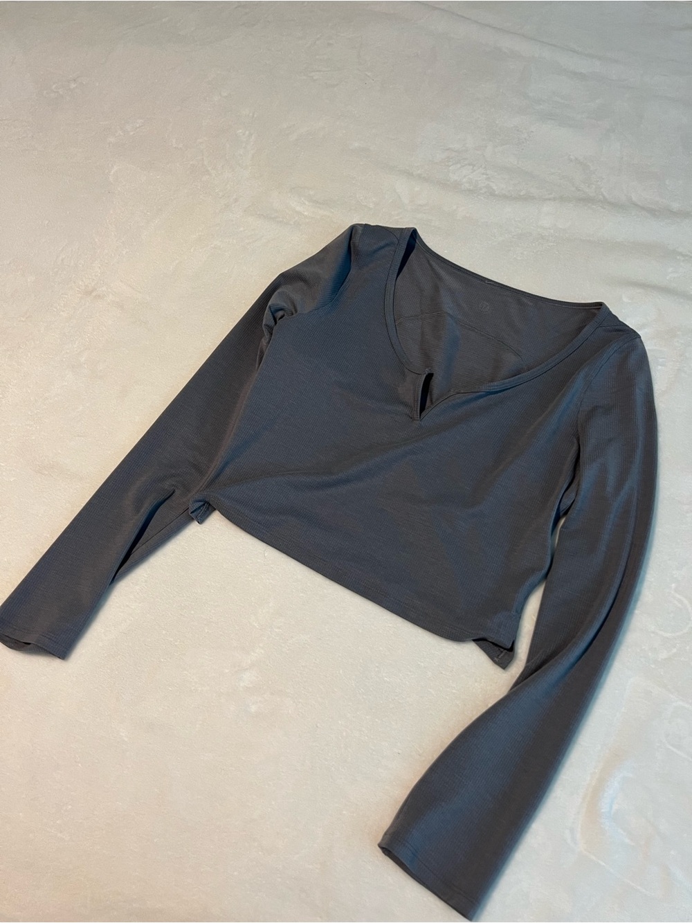 Blue cropped Lulu shirt